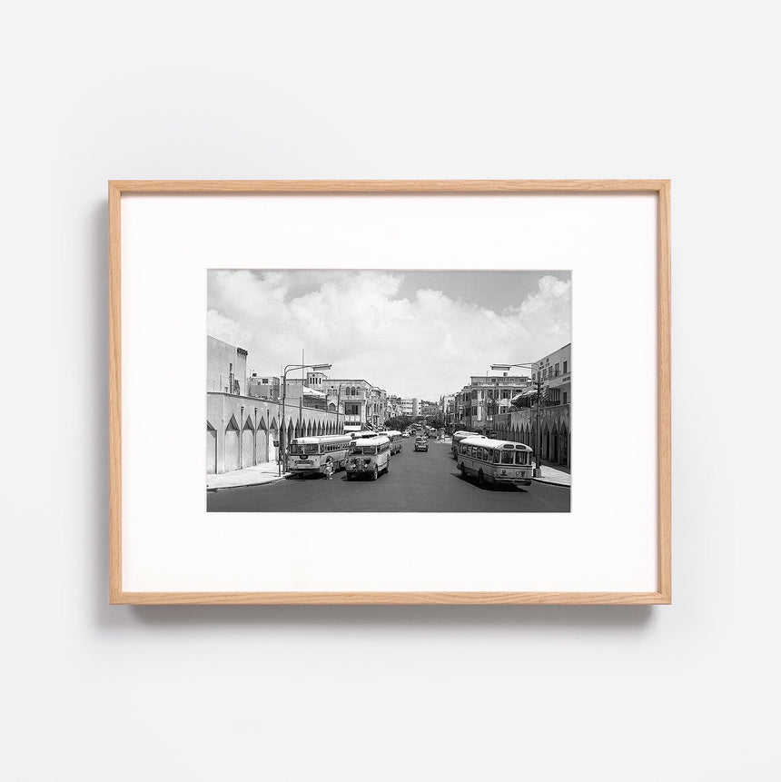 Light oak frame