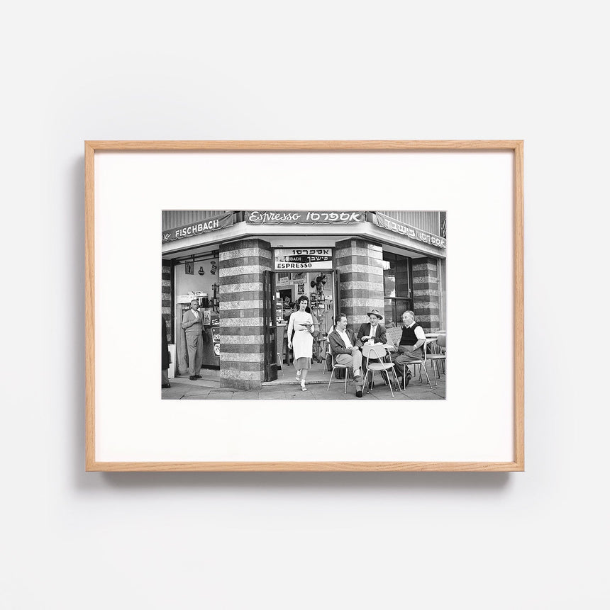 Light oak frame