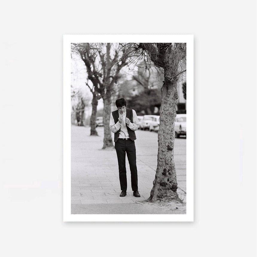 Arik Einstein – Lighting a Cigarette
