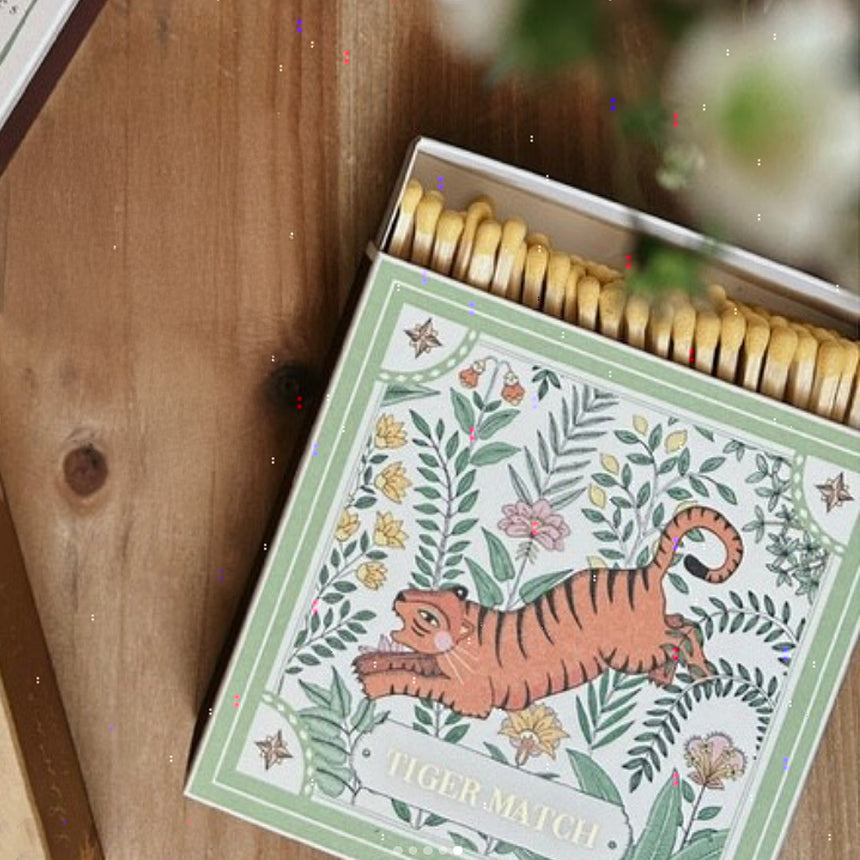 קופסת גפרורים: נמר ירוק