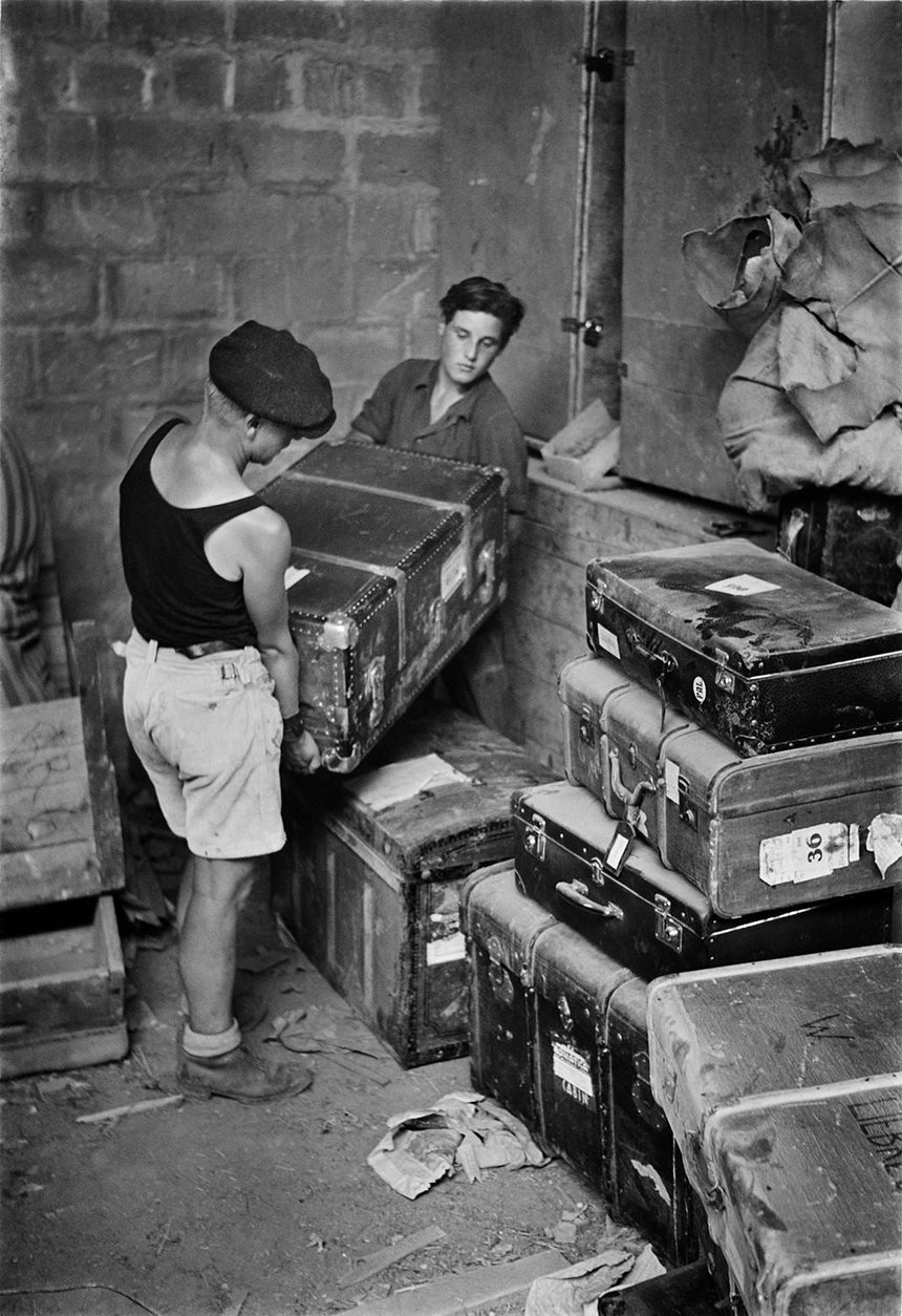 Young Immigrants at Tel-Aviv Port